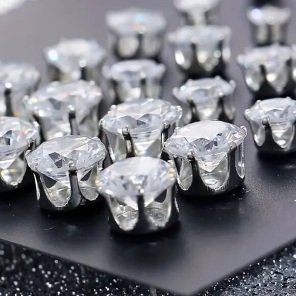 NWT 12-Pair Cubic Zirconia Stud Earrings Set Hypoallergenic Silver Plated - Picture 2 of 3